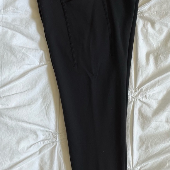 Lululemon Black wunder train High-Waisted Leggings - Picture 5 of 8